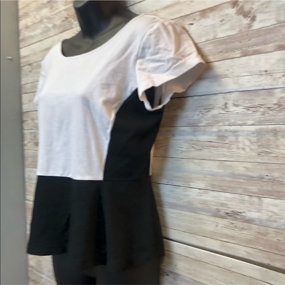 🍀4/$10 Banana Republic Colorblock Peplum Blouse - Picture 3 of 8